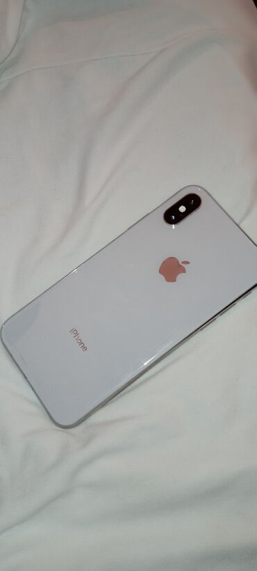 Apple iPhone: IPhone Xs, Б/у, 64 ГБ, Белый, Зарядное устройство, Защитное стекло, Чехол, 78 %