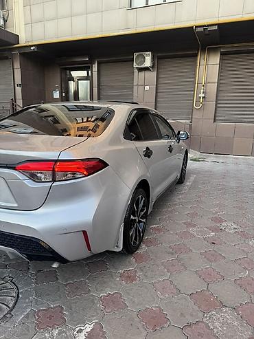 corolla 2016: Toyota Corolla: 2021 г., 1.8 л, Автомат, Гибрид, Седан — 4