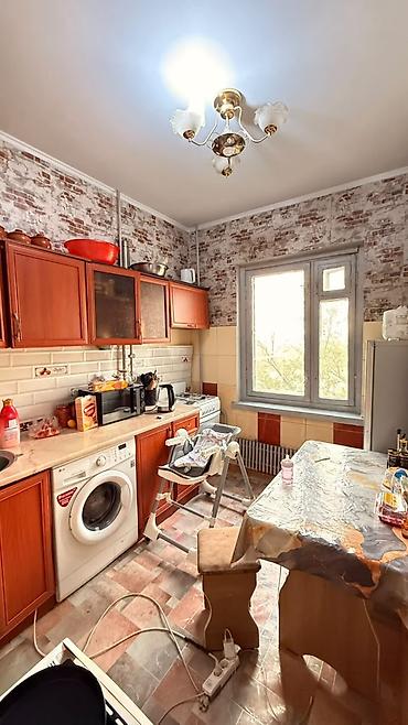 7 мкрн: 2 комнаты, 50 м², 105 серия, 4 этаж — 3