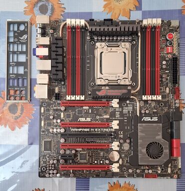 Masaüstü kompüterlər və iş stansiyaları: Bundle satılır (3 qara ram slot işləmir 5 ram slot işləyir) barter