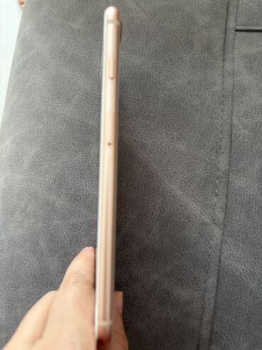 iphone 8plus qiymeti: IPhone 8 Plus, 64 GB, Matte Gold, Barmaq izi, Face ID