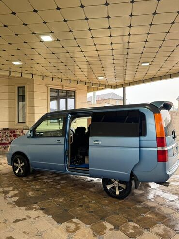 Honda: Honda Stepwgn: 2003 г., 2 л, Минивэн — 8