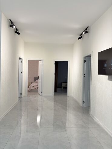 Günlük kirayə evlər: 100 kv. m, 4 otaqlı, Kombi, İşıq, Su — 5