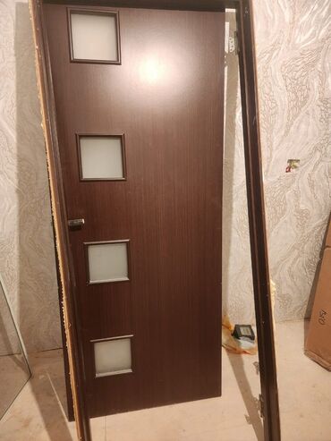 Otaq qapıları: Used Wood door Otaq qapısı Customer pickup