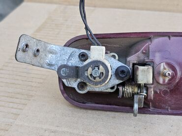 Дверные ручки: Передняя правая дверная ручка Дверная ручка Jeep Б/у, Оригинал — 9