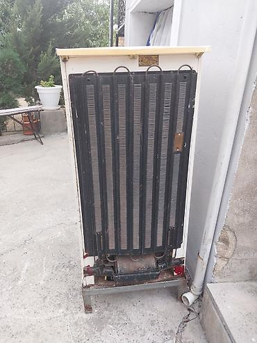 isti su: Bir kameralı şkaf tipli soyuducu - Üst hissədə kiçik dondurucu bölmə — 3
