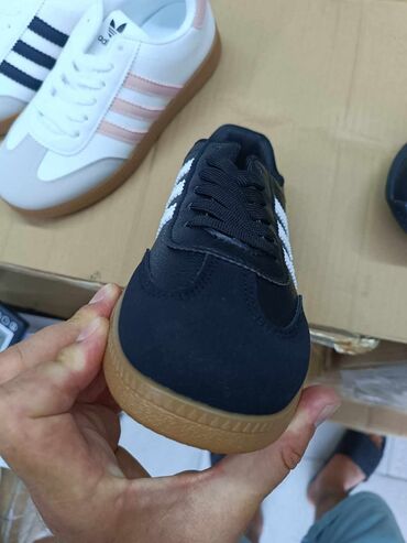 Patike: Adidas, 41 — 6