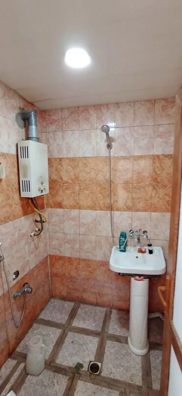 Чайники: Kirayə üçün həyət evi – 1 otaq + sanitar qovşağı - Həyət: Dəmir