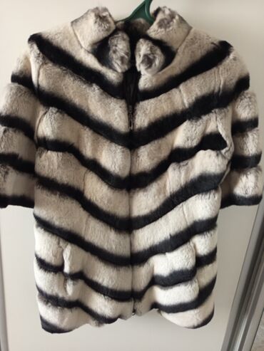 Шубы: Шуба, Шиншилла, Короткая модель, 2XL (EU 44) at lalafo.kg Шубы: Шуба, Шиншилла, Короткая модель, 2XL (EU 44)