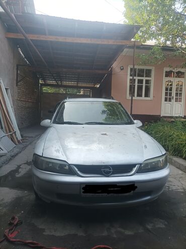 опель зафира диски: Универсал Opel Vectra серебристого цвета, оснащенный багажником на