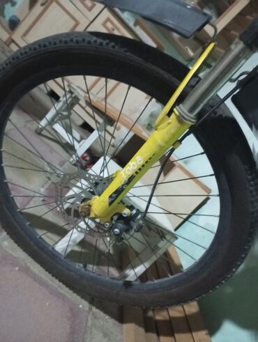 qaçış velosipedi: Yeni Şəhər velosipedi Toba, 24", sürətlərin sayı: 7, Ünvandan götürmə