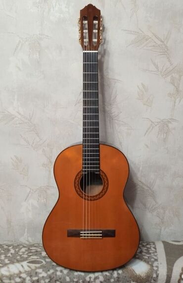 гитары в бишкеке: Yamaha C70 (Indonesia), оригинал, в отличном состоянии, один хозяин