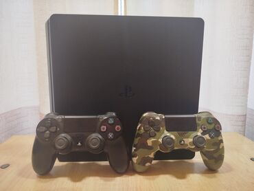 playstation 5 напрокат: PlayStation 4 Slim (черная) + 2 беспроводных геймпада DualShock 4