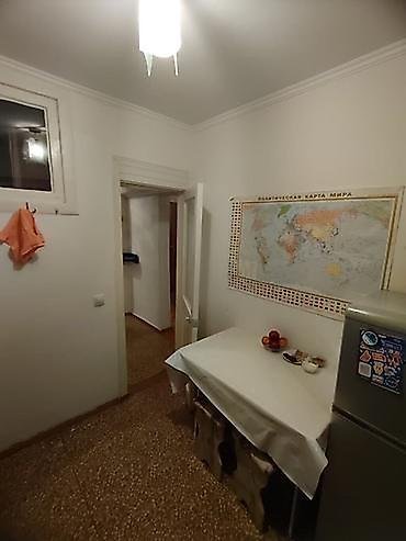 35: Токтоналиева Сдается 1 ком квартира Косметический ремонт Этаж: 3 С — 2