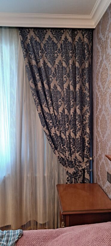 Pərdə və tüllər: Tek perde satilir. capselladan alinib.1defe istifade olunub — 10