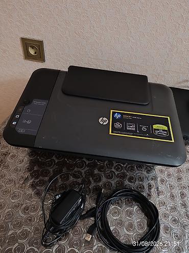 qara pp: HP Deskjet 2050 printer, işlək vəziyyətdədir, ağ qara və rəngli — 6