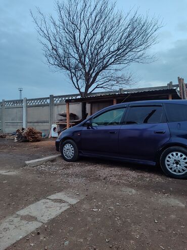 Honda: Honda Stream: 2002 г., 2 л, Автомат, Бензин, Минивэн — 4