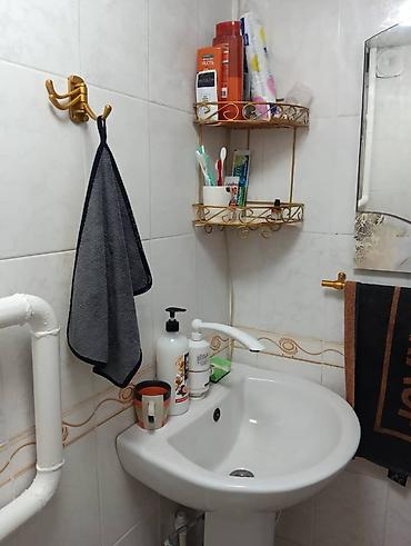 Продажа коттеджей и домов: ПРОДАЮ Дом! 📍 г. Бишкек, Свердловский район, с. Аламелин. 10 минут — 17