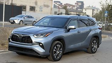 Унаа сатуу: Toyota Highlander: 2020 г., 2.5 л, Автомат, Гибрид, Жол тандабас — 2