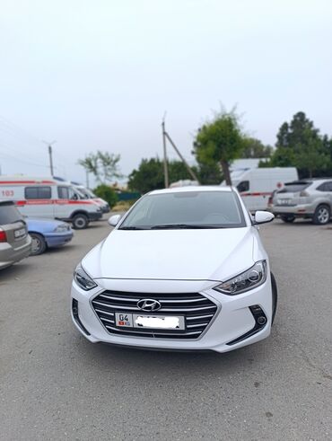 тайота машына: Hyundai Avante: 2018 г., 1.6 л, Автомат, Бензин, Седан