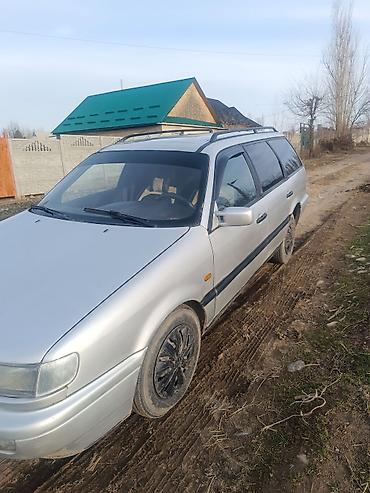 Volkswagen: Volkswagen Passat Variant: 1993 г., 1.8 л, Механика, Бензин, Универсал — 4