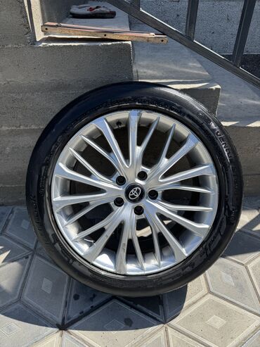 диски на камри r18: Литые Диски R 18 Toyota, 1 шт, отверстий - 5