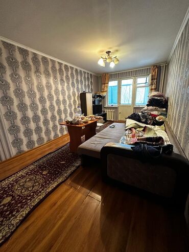 молодая гвардия боконбаева квартира: 2 комнаты, 48 м², Индивидуалка, 3 этаж