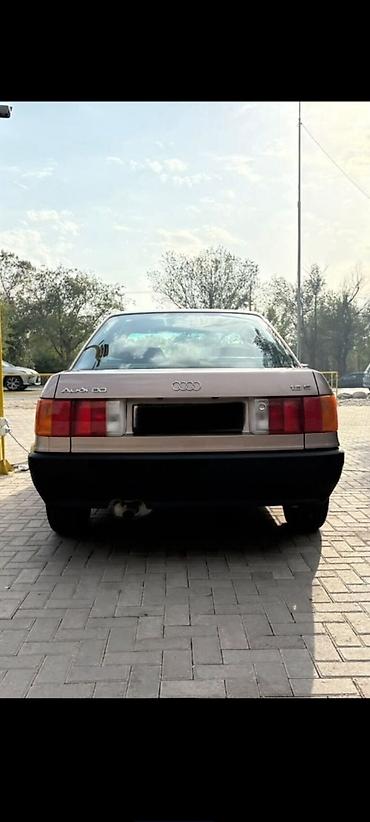 byd e9 1: Audi 80: 1987 г., 1.8 л, Механика, Бензин, Седан — 10