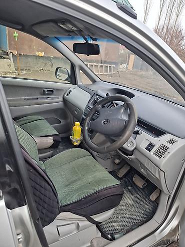 Панели, обшивки: Торпедо Toyota 2000 г., Б/у — 6