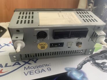 gps для машины: Автомобильная навигационная система Kenwood в сером корпусе