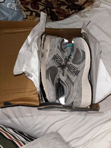 Krasofkalar və idman ayaqqabıları: New Balance 2002R idman ayaqqabısı – boz rəng palitrası 45 ölçü - — 2