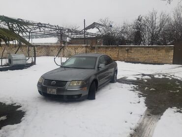 hybrid avtomobillər qiymətləri: Volkswagen Passat: 1.8 l | 2004 il Sedan