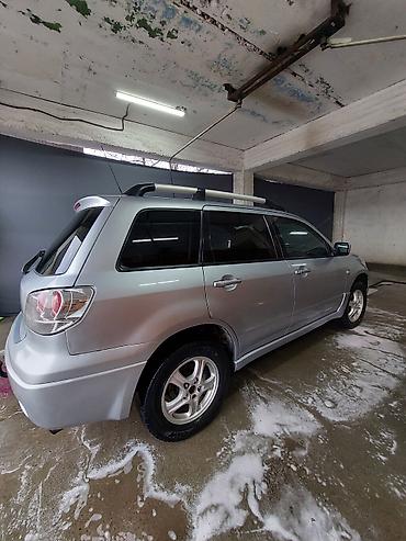 Mitsubishi: Mitsubishi Outlander: 2003 г., 2 л, Механика, Газ, Кроссовер — 5