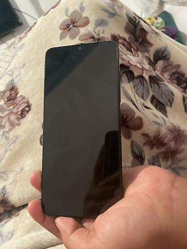 ав ресиверы: Смартфон Redmi (черный) - Тонкий корпус с матовой задней крышкой — 2