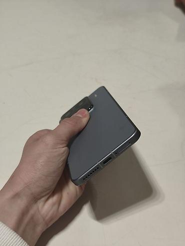 honor 200 pro: Xiaomi, 15 Pro, Б/у, 256 ГБ, цвет - Серый, 2 SIM — 3