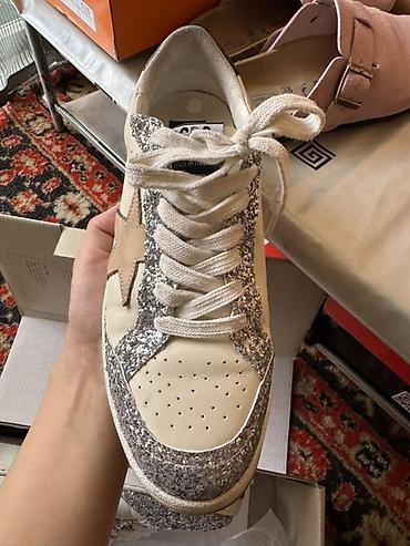 goose: Кроссовки, 39, Golden Goose, Б/у, цвет - Бежевый, Самовывоз — 2