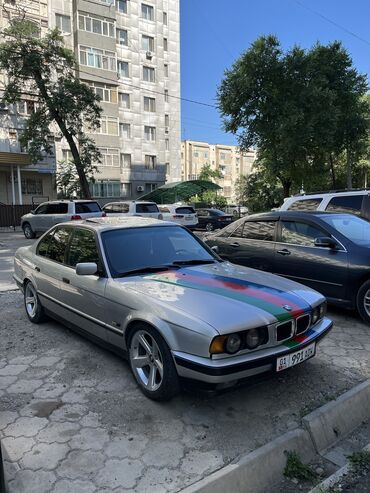 е34 автомобиль: BMW 5 series: 1994 г., 2.5 л, Механика, Бензин, Седан