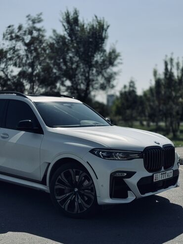 полик для багажника: BMW X7: 2020 г., 3 л, Автомат, Бензин, Кроссовер