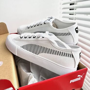 puma обувь: Кеды PUMA оригинал тряпочные есть темно синяя и белая размеры 37
