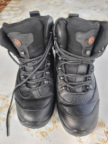 домашние халаты больших размеров: Зимные спортивные ботинка,от фирмы С -ТЕП чистый натуральный толстый