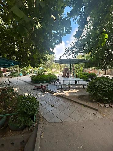 3 комнаты, 62 м², Таатан ТЦ Индивидуалка, 2 этаж, Требуется ремонт at lalafo.kg 3 комнаты, 62 м², Таатан ТЦ Индивидуалка, 2 этаж, Требуется ремонт