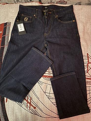 dini geyim: Fendi jeans(tikislidir baskili deil maqaza baqlandiqi ucun deyerinden — 1