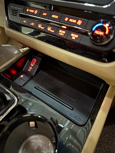 Kia: Kia Carnival: 2020 г., Минивэн — 13