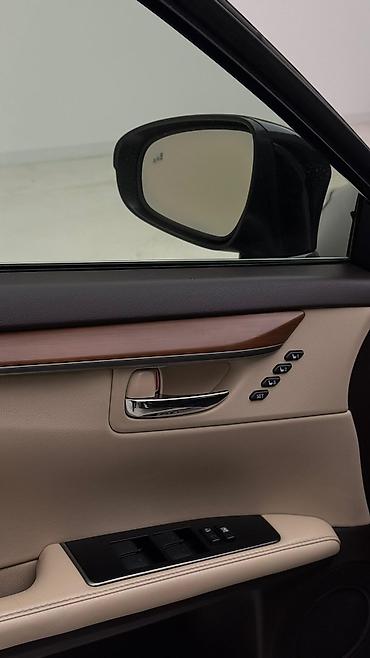 Lexus: Lexus ES: 2016 г., 2.5 л, Вариатор, Гибрид, Седан — 7