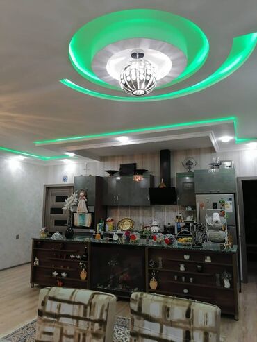 Yeni tikili: 3 otaqlı, Yeni tikili, 100 kv. m — 3