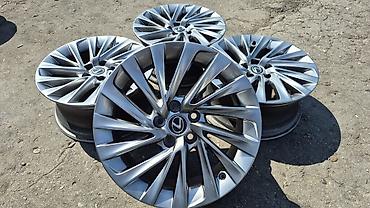 Disklər: R18 orjinal Lexus diskləri r18 orjinal Lexus diskləri idealdır çat — 1