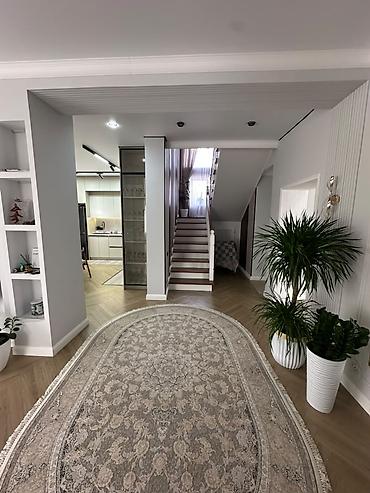 сдам дом кок жар: 220 м², 6 комнат и более, Кок-Жар ж/м, Без животных — 10