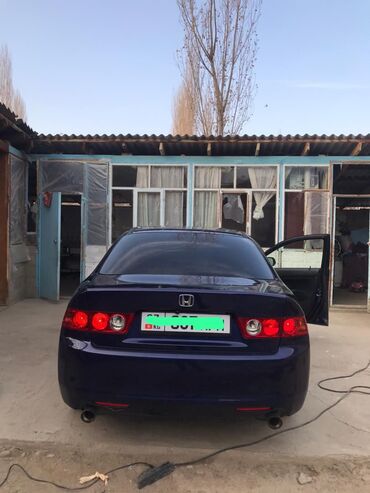 Honda: Honda Accord: 2004 г., 2.4 л, Автомат, Бензин, Седан at lalafo.kg — 7 Honda: Honda Accord: 2004 г., 2.4 л, Автомат, Бензин, Седан — 7