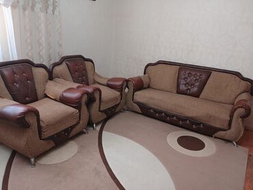Divan və kreslo dəstləri: Divan, 2 kreslo