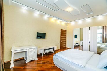 Uzunmüddətli kirayə evlər: 600 kv. m, 7 otaqlı -da lalafo.az — 16 Uzunmüddətli kirayə evlər: 600 kv. m, 7 otaqlı — 16